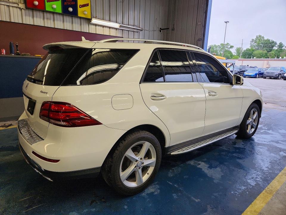 Продаж на аукціоні авто 2017 Mercedes-benz Gle, vin: 4JGDA5HB6HA901375, номер лоту: 57522026