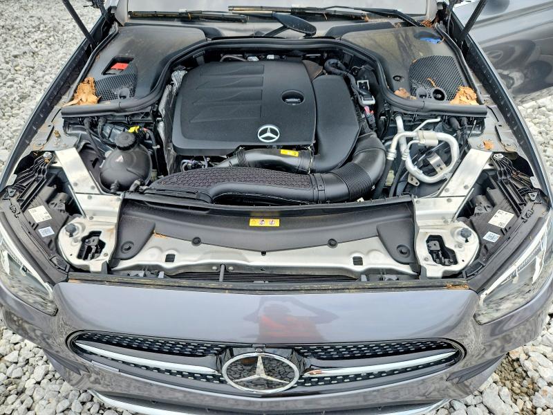 56826546 :رقم المزاد ، W1KZF8EBXNB072534 vin ، 2022 Mercedes-benz E مزاد بيع