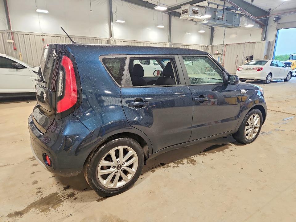 Продажа на аукционе авто 2017 Kia Soul, vin: KNDJP3A56H7417170, номер лота: 57211766