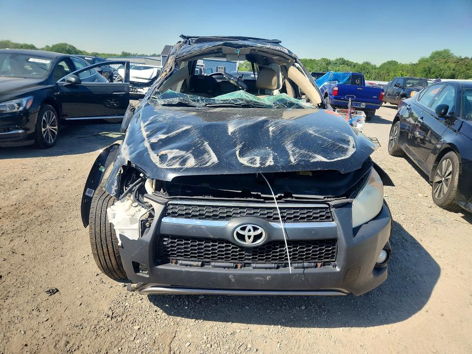 55500526 :رقم المزاد ، 2T3DF4DV8AW051756 vin ، 2010 Toyota Rav4 مزاد بيع