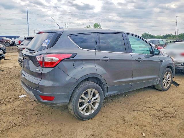 2017 Ford Escape მანქანა იყიდება აუქციონზე, vin: 1FMCU0GD9HUD52195, აუქციონის ნომერი: 56504896