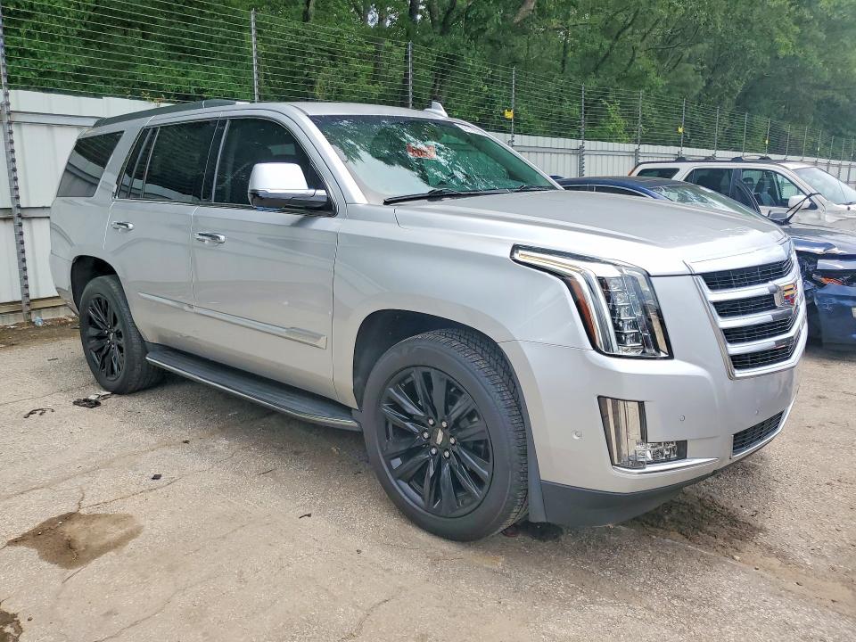 2018 Cadillac Escalade მანქანა იყიდება აუქციონზე, vin: 1GYS3BKJ3JR303248, აუქციონის ნომერი: 57118766