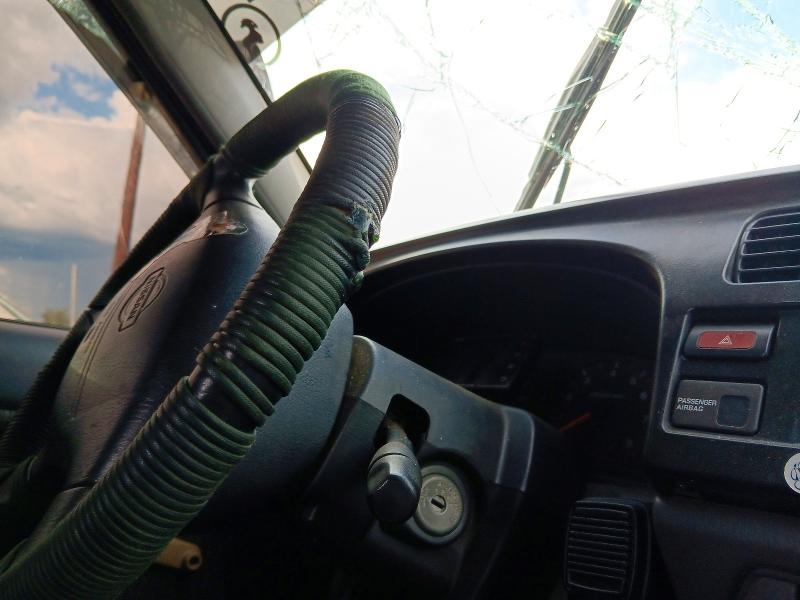 2000 Nissan Frontier მანქანა იყიდება აუქციონზე, vin: 1N6ED26Y6YC429573, აუქციონის ნომერი: 58830366