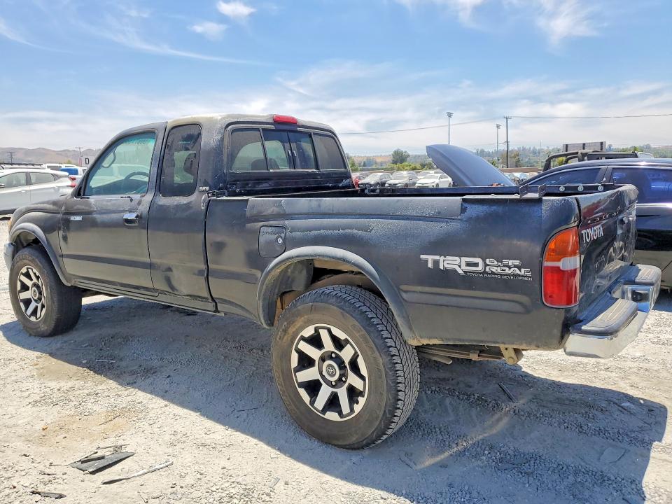 2000 Toyota Tacoma მანქანა იყიდება აუქციონზე, vin: 4TAWN72N8YZ634818, აუქციონის ნომერი: 56677386