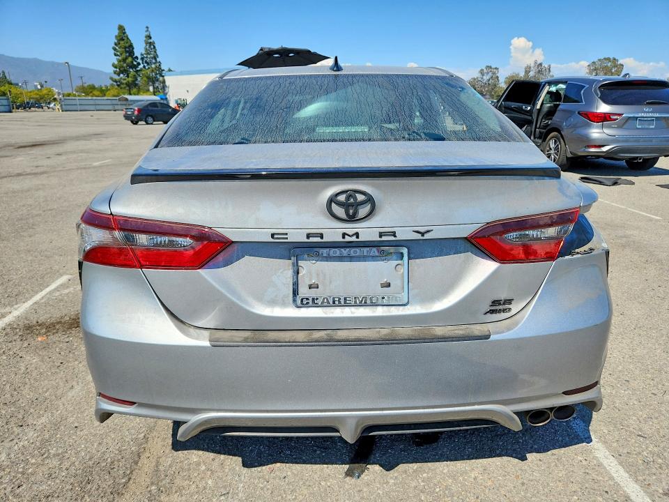 Продажа на аукционе авто 2022 Toyota Camry, vin: 4T1G11BK3NU062178, номер лота: 57832166
