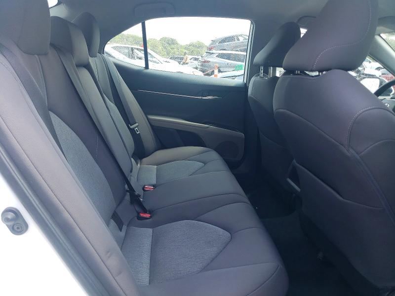 Auction sale of the 2022 Toyota Camry, vin: 4T1C31AK2NU590787, lot number: 58975046