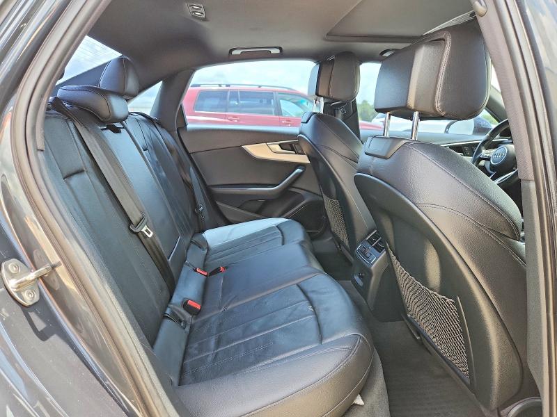 56175356 :رقم المزاد ، WAUFNAF4XHN000689 vin ، 2017 Audi A4 مزاد بيع