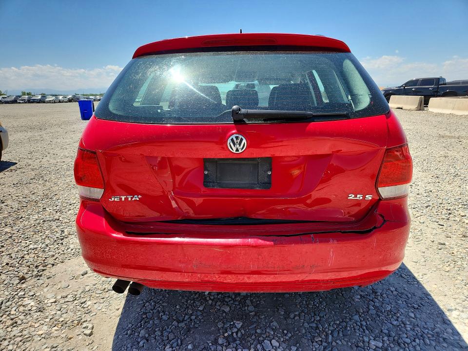 57587426 :رقم المزاد ، 3VWPP7AJ2EM609926 vin ، 2014 Volkswagen Jetta مزاد بيع