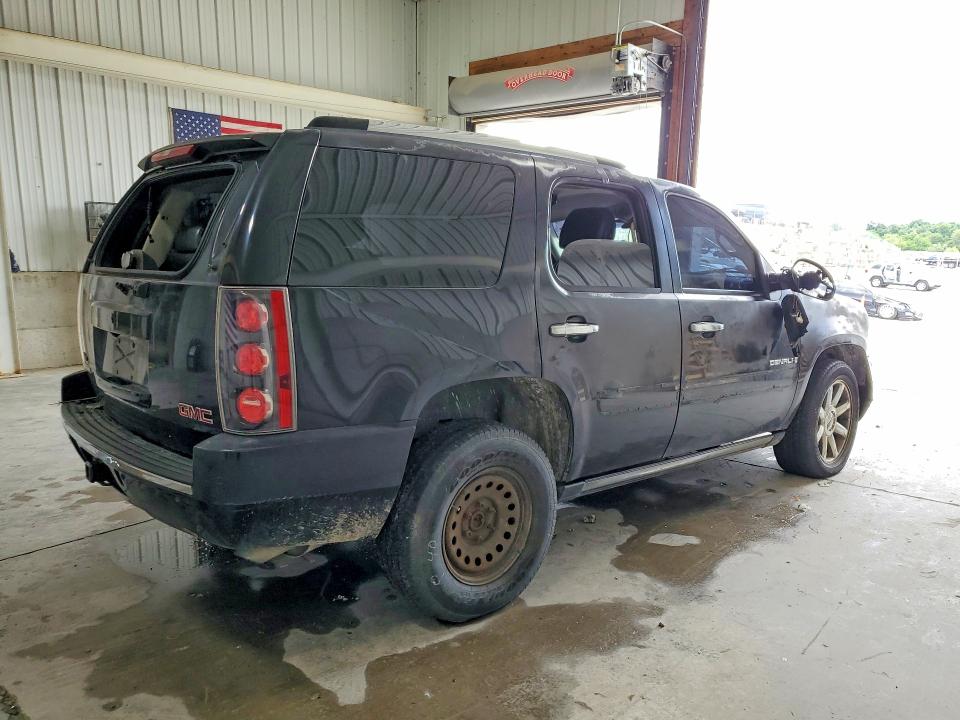 58353526 :رقم المزاد ، 1GKFK638X8J149020 vin ، 2008 Gmc Yukon مزاد بيع