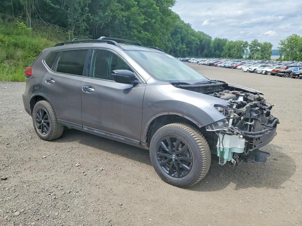 2017 Nissan Rogue მანქანა იყიდება აუქციონზე, vin: 5N1AT2MV0HC821800, აუქციონის ნომერი: 56698476