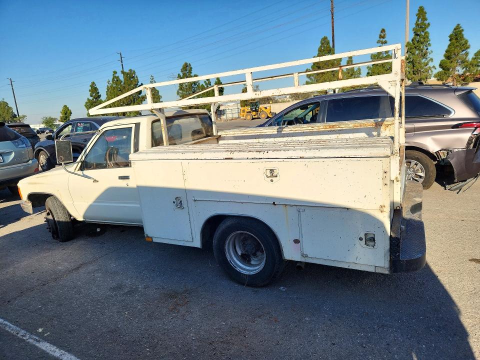 Продажа на аукционе авто 1987 Toyota Pickup, vin: JT5RN55T2H7008737, номер лота: 57432626