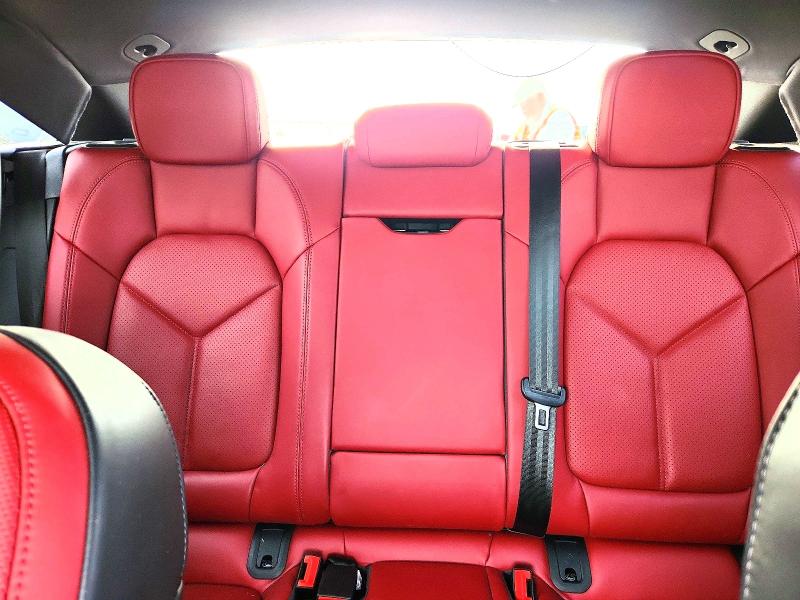 57239746 :رقم المزاد ، WP1AA2A54RLB20353 vin ، 2024 Porsche Macan مزاد بيع