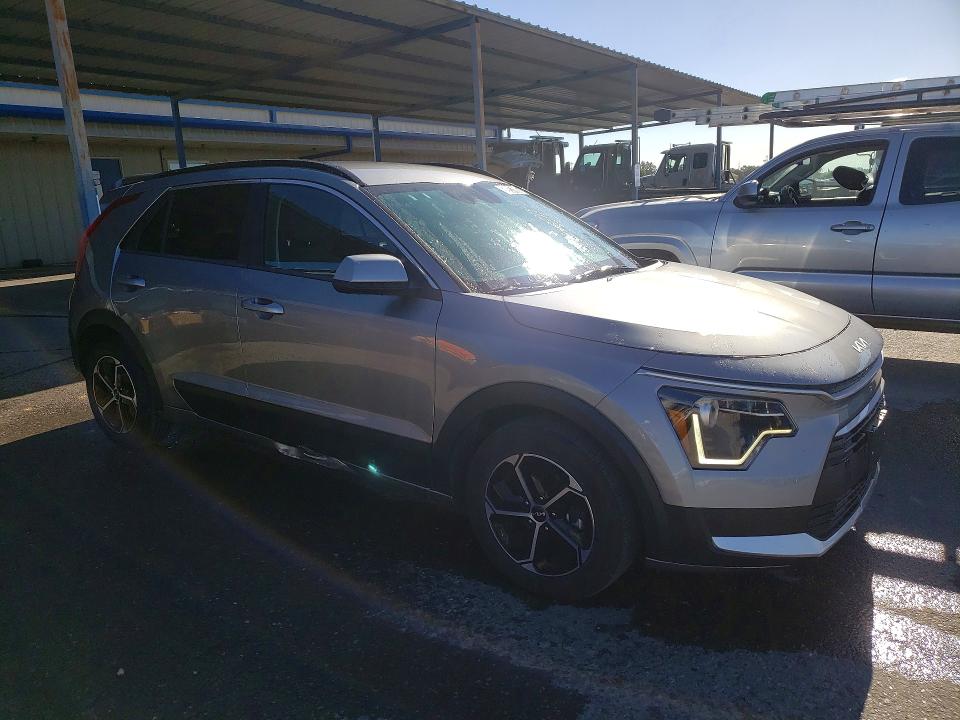 59277886 :رقم المزاد ، KNDCP3LE2S5307709 vin ، 2025 Kia Niro مزاد بيع