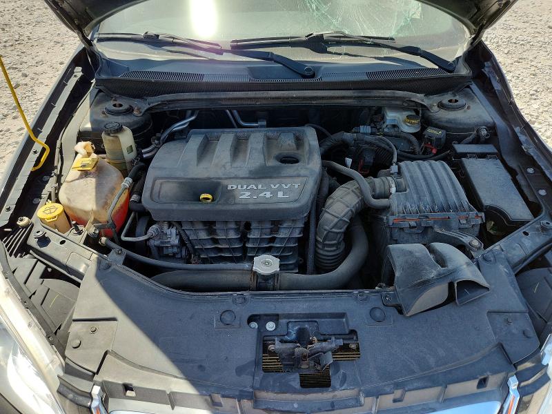 55492356 :رقم المزاد ، 1C3BC1FB7BN625164 vin ، 2011 Chrysler 200 مزاد بيع