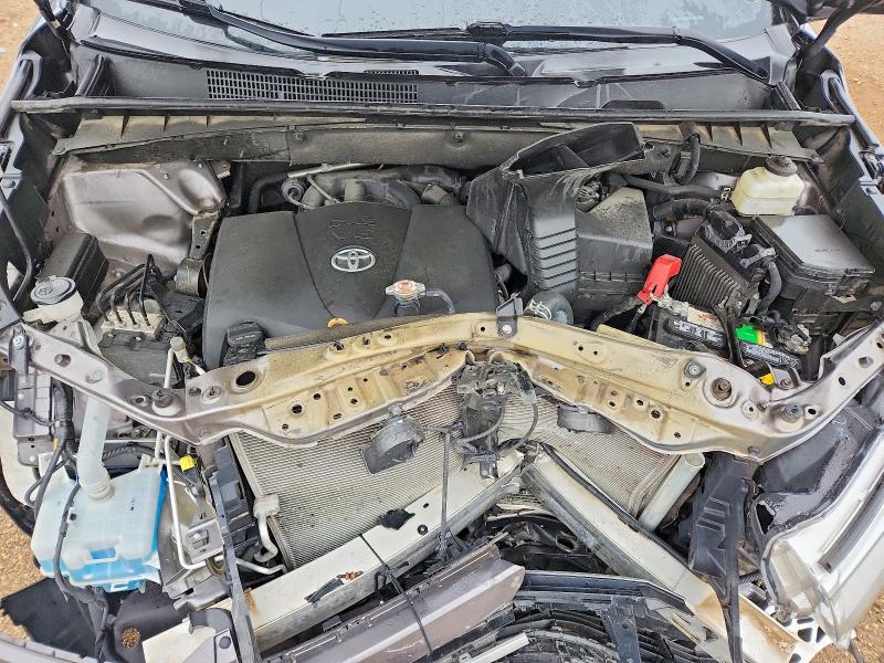 55162796 :رقم المزاد ، 5TDJZRFH4KS588691 vin ، 2019 Toyota Highlander مزاد بيع