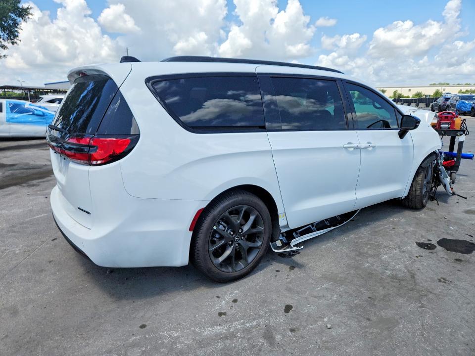 2026 Chrysler Pacifica მანქანა იყიდება აუქციონზე, vin: 2C4RC1GG2TR237722, აუქციონის ნომერი: 58982976