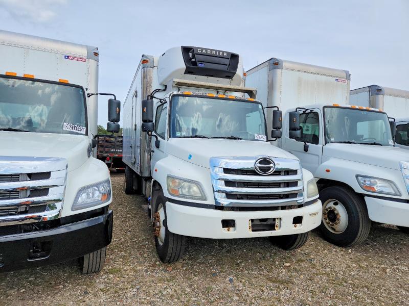 56219346 :رقم المزاد ، 5PVNV8JT8C4S52204 vin ، 2012 Hino 338 مزاد بيع