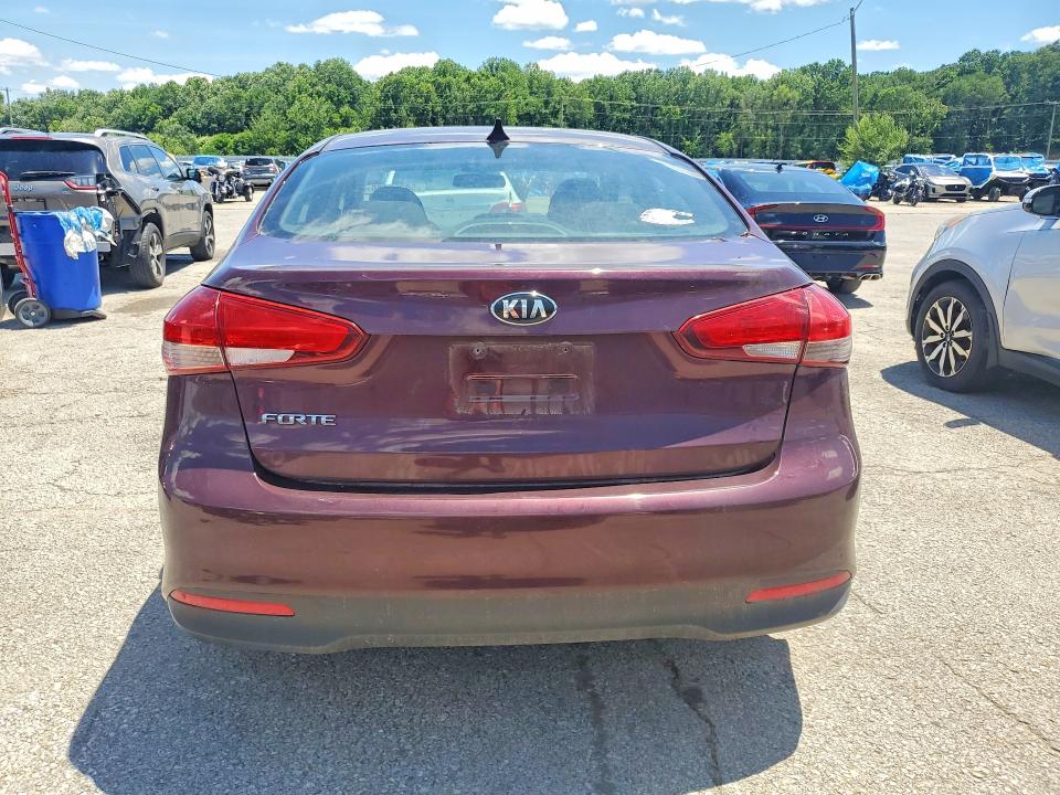 2017 Kia Forte მანქანა იყიდება აუქციონზე, vin: 3KPFK4A77HE064269, აუქციონის ნომერი: 58251186