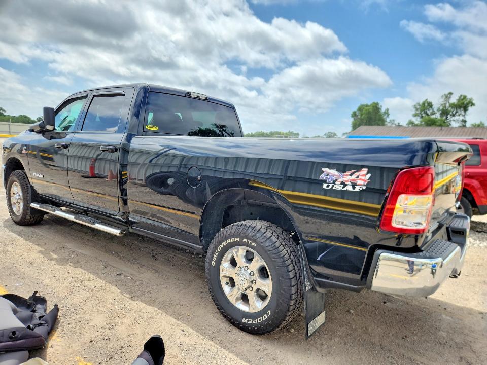 56711416 :رقم المزاد ، 3C63R3HLXLG187385 vin ، 2020 Ram 3500 مزاد بيع
