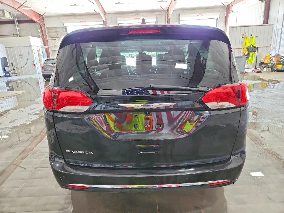 2020 Chrysler Pacifica მანქანა იყიდება აუქციონზე, vin: 2C4RC1EGXLR138116, აუქციონის ნომერი: 57952186