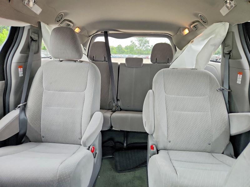 Продажа на аукционе авто 2017 Toyota Sienna, vin: 5TDJZ3DC5HS183808, номер лота: 55892976