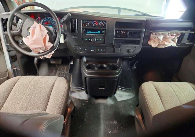 2025 Chevrolet Express G2500 მანქანა იყიდება აუქციონზე, vin: 1GCWGAFP6S1255992, აუქციონის ნომერი: 56528376
