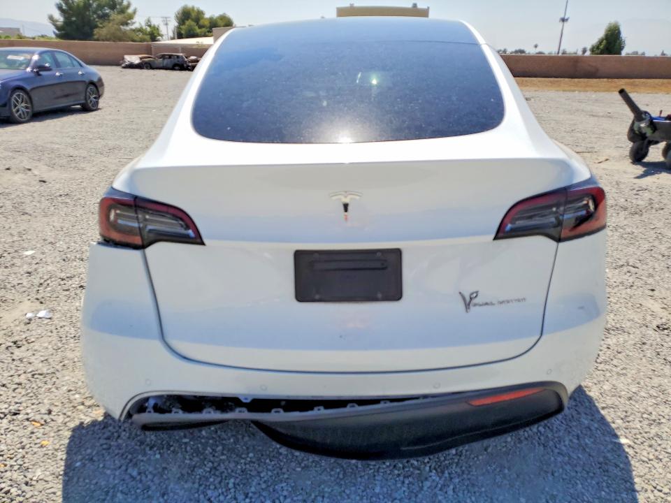 58480796 :رقم المزاد ، 7SAYGAEE4PF588444 vin ، 2023 Tesla Model Y مزاد بيع