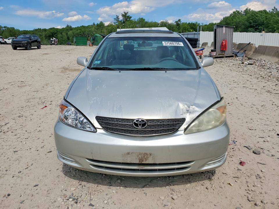 57560706 :رقم المزاد ، 4T1BE32K03U665922 vin ، 2003 Toyota Camry مزاد بيع