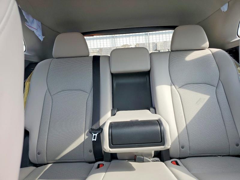 Продажа на аукционе авто 2022 Lexus Rx, vin: 2T2HZMDA9NC337276, номер лота: 58639376