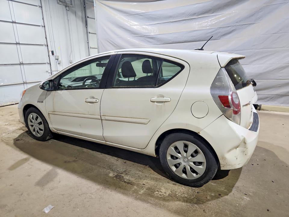 59138806 :رقم المزاد ، JTDKDTB36C1519168 vin ، 2012 Toyota Prius C مزاد بيع