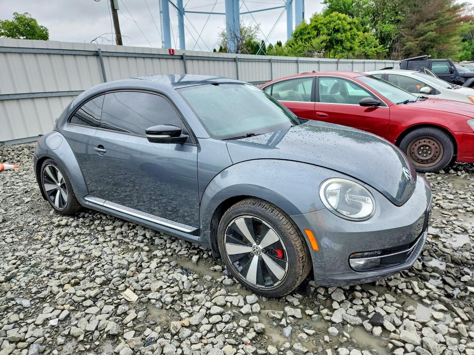 57935696 :رقم المزاد ، 3VWVA7AT7CM640046 vin ، 2012 Volkswagen Beetle مزاد بيع