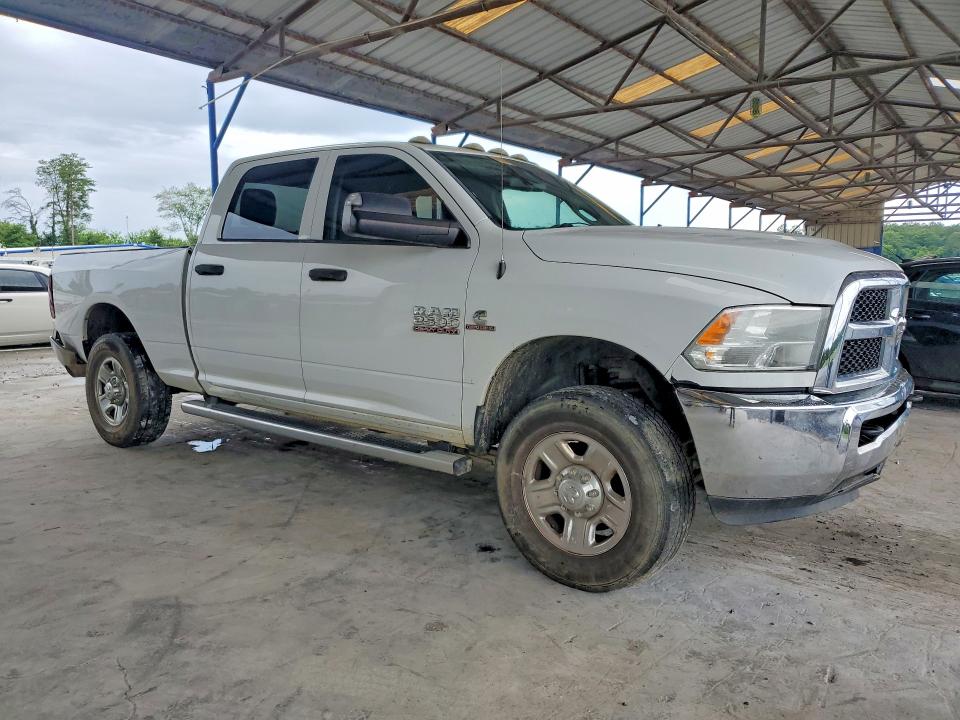 57522566 :رقم المزاد ، 3C6UR5CLXGG286706 vin ، 2016 Ram 2500 مزاد بيع