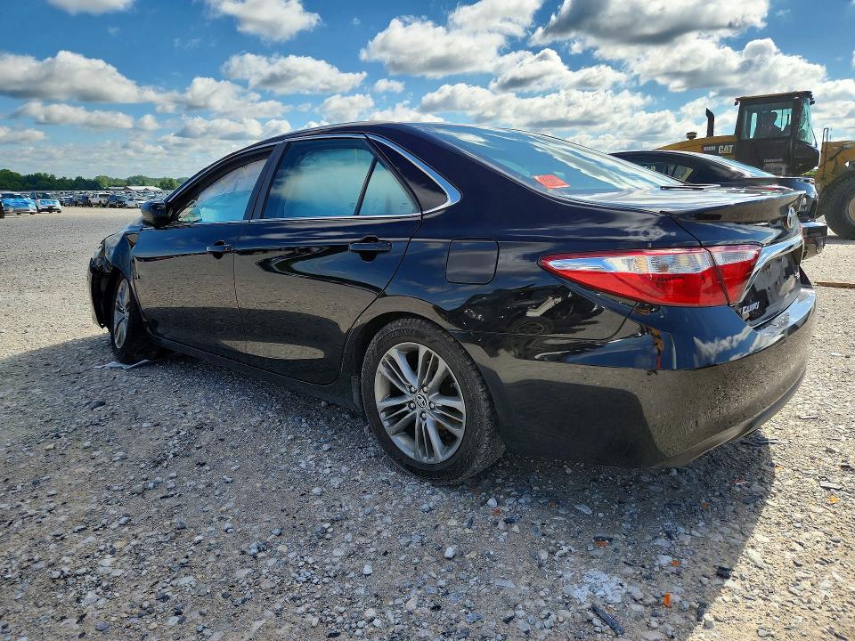 2015 Toyota Camry მანქანა იყიდება აუქციონზე, vin: 4T1BF1FKXFU088011, აუქციონის ნომერი: 57156136