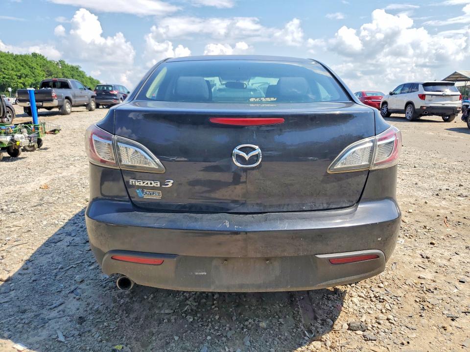 56605546 :رقم المزاد ، JM1BL1SF4A1140572 vin ، 2010 Mazda 3 مزاد بيع