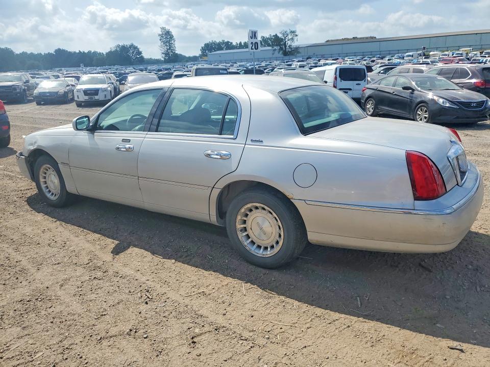 Aukcja sprzedaży 2000 Lincoln Town Car, vin: 1LNHM81W8YY770044, numer aukcji: 59052036