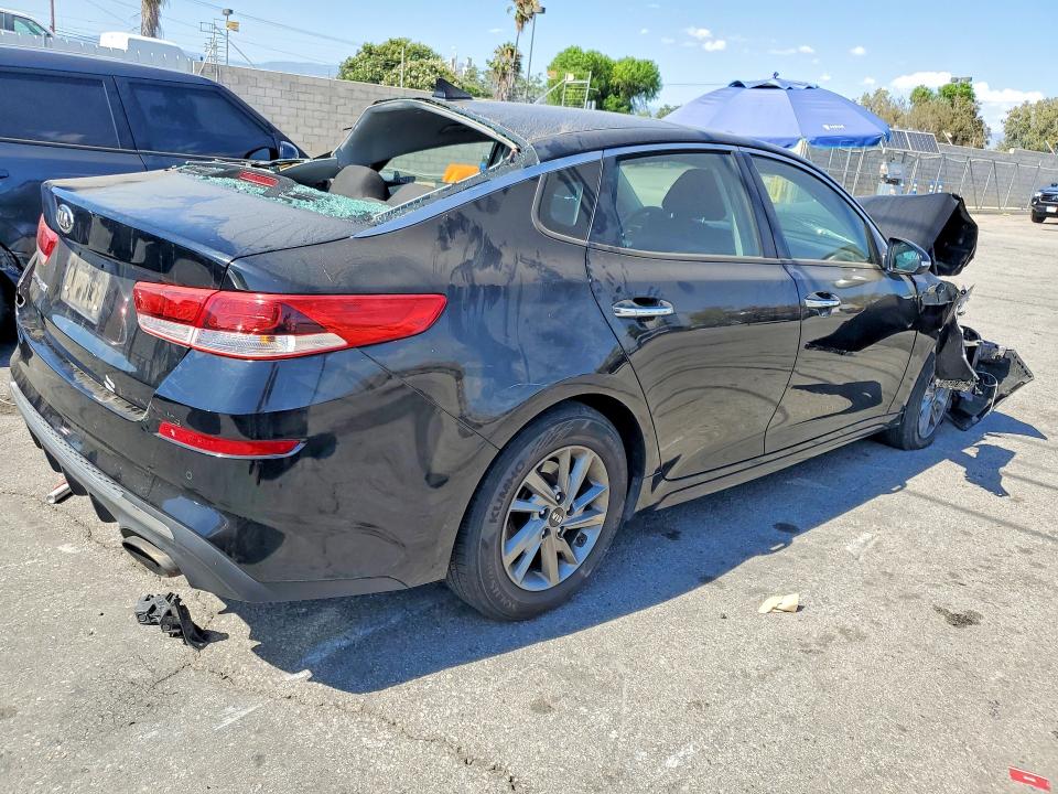 2019 Kia Optima მანქანა იყიდება აუქციონზე, vin: 5XXGT4L36KG338474, აუქციონის ნომერი: 56650426