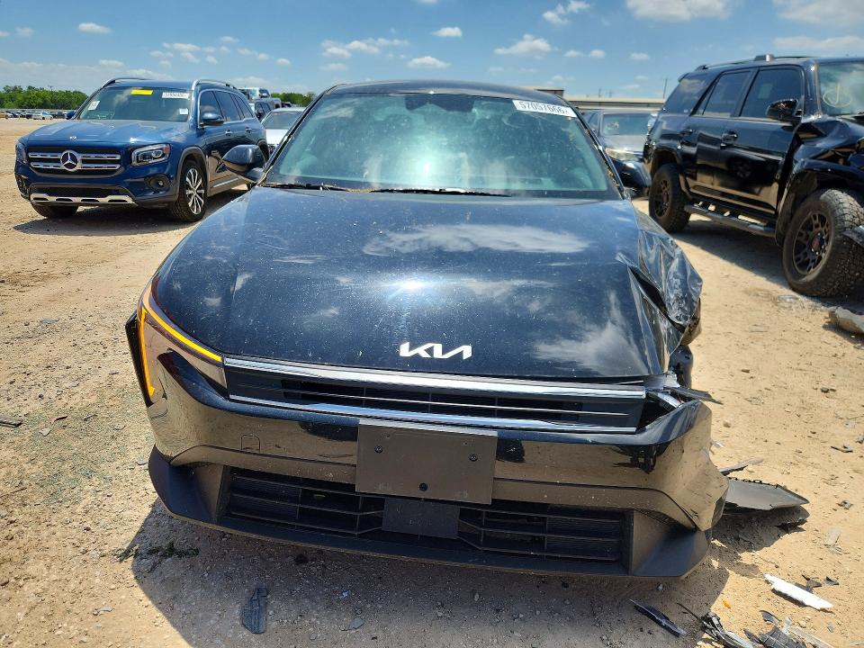 Продажа на аукционе авто 2025 Kia K4, vin: 3KPFT4DE7SE017984, номер лота: 57057666
