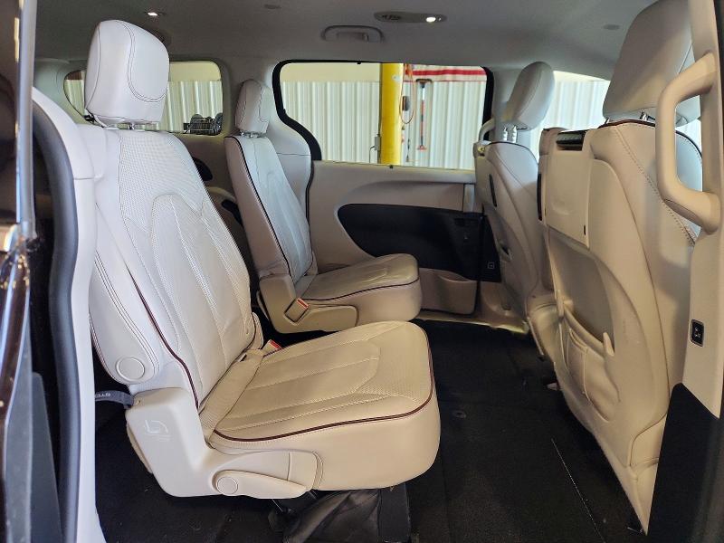 Продажа на аукционе авто 2017 Chrysler Pacifica, vin: 2C4RC1GG1HR608490, номер лота: 56232366