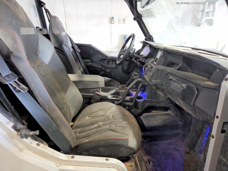 55508516 :رقم المزاد ، 3NSGXD99XNH411050 vin ، 2022 Polaris General مزاد بيع