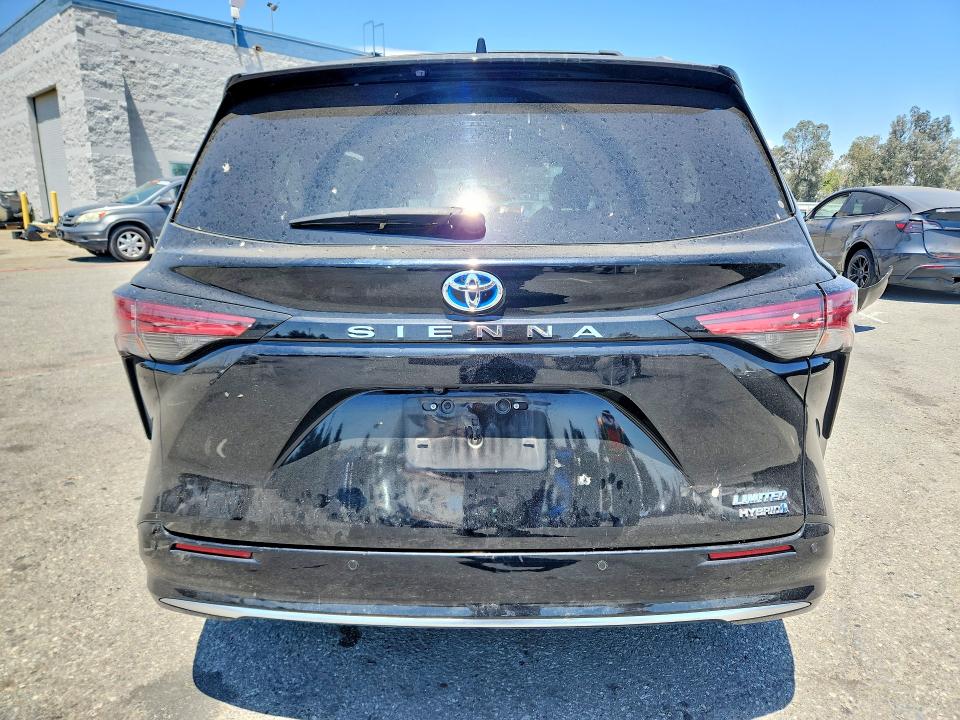 58833036 :رقم المزاد ، 5TDZRKEC2MS003383 vin ، 2021 Toyota Sienna مزاد بيع