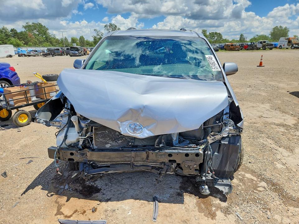 Aukcja sprzedaży 2017 Toyota Sienna, vin: 5TDYZ3DCXHS778927, numer aukcji: 57492746
