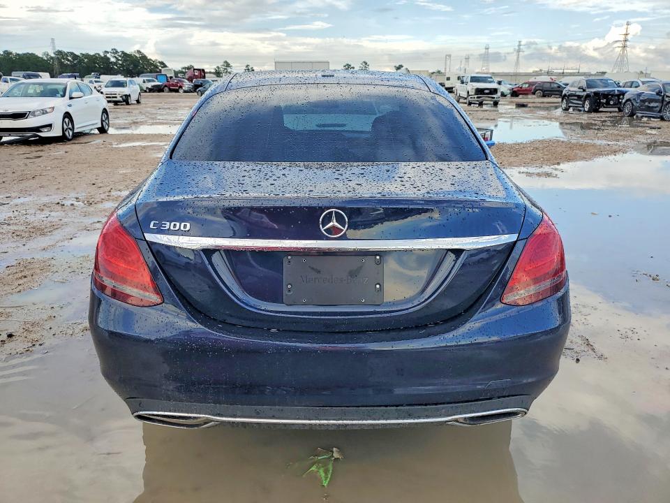 56083646 :رقم المزاد ، WDDWF8DBXKR458295 vin ، 2019 Mercedes-benz C مزاد بيع