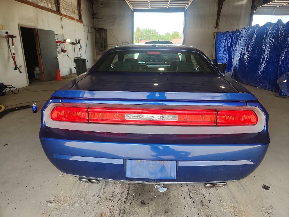 58898106 :رقم المزاد ، 2B3CJ5DTXAH324213 vin ، 2010 Dodge Challenger مزاد بيع