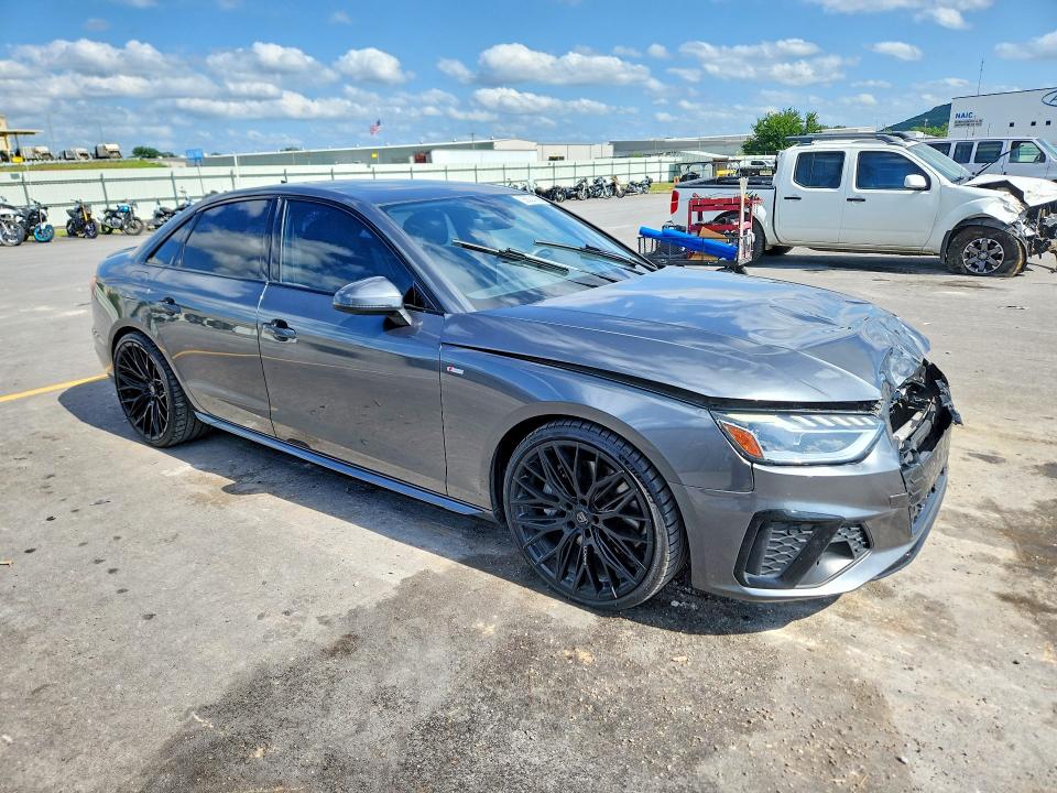 56301766 :رقم المزاد ، WAUEAAF40MA039588 vin ، 2021 Audi A4 مزاد بيع