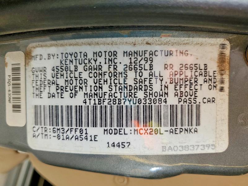 57404656 :رقم المزاد ، 4T1BF28B7YU033084 vin ، 2000 Toyota Avalon مزاد بيع