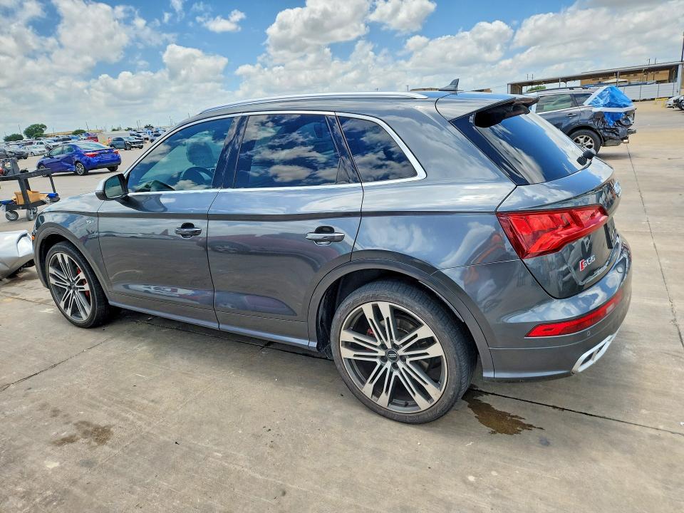 56123046 :رقم المزاد ، WA1C4AFY0J2158116 vin ، 2018 Audi Sq5 مزاد بيع