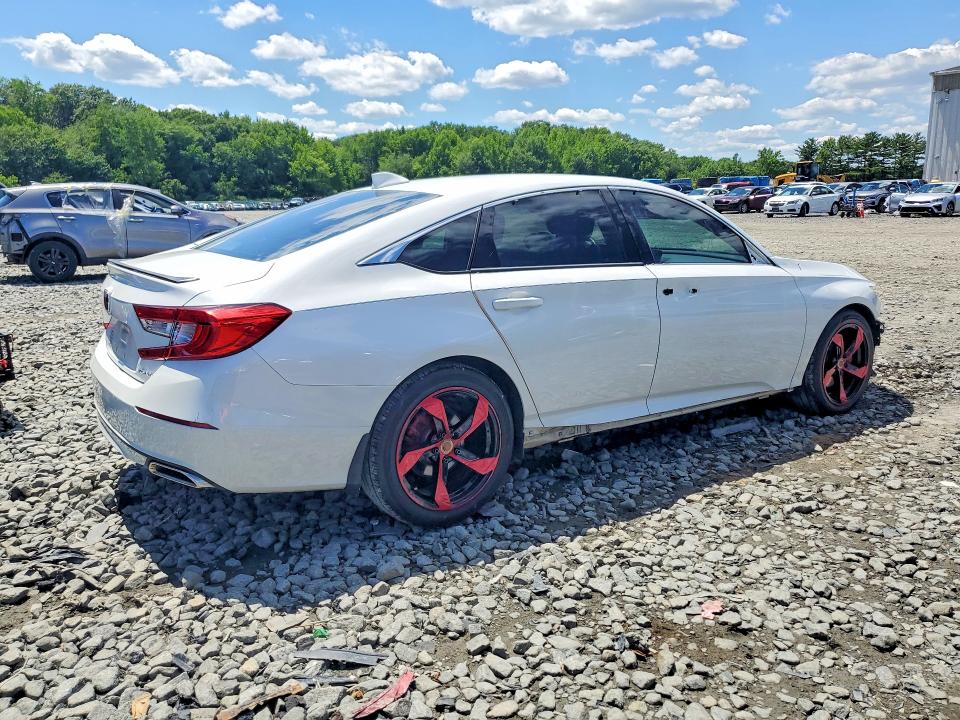 2018 Honda Accord მანქანა იყიდება აუქციონზე, vin: 1HGCV1F3XJA028469, აუქციონის ნომერი: 57744616