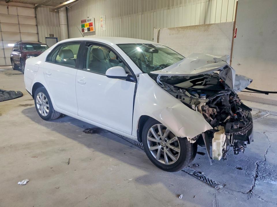 2010 Volkswagen Jetta მანქანა იყიდება აუქციონზე, vin: 3VWAX7AJXAM153058, აუქციონის ნომერი: 56977786