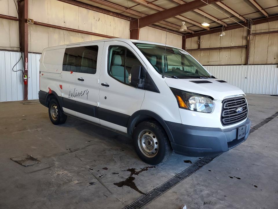 57054186 :رقم المزاد ، 1FTNE1ZM4FKA69872 vin ، 2015 Ford Transit مزاد بيع