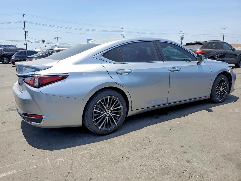 56506686 :رقم المزاد ، 58ADA1C11RU049940 vin ، 2024 Lexus Es 300h مزاد بيع